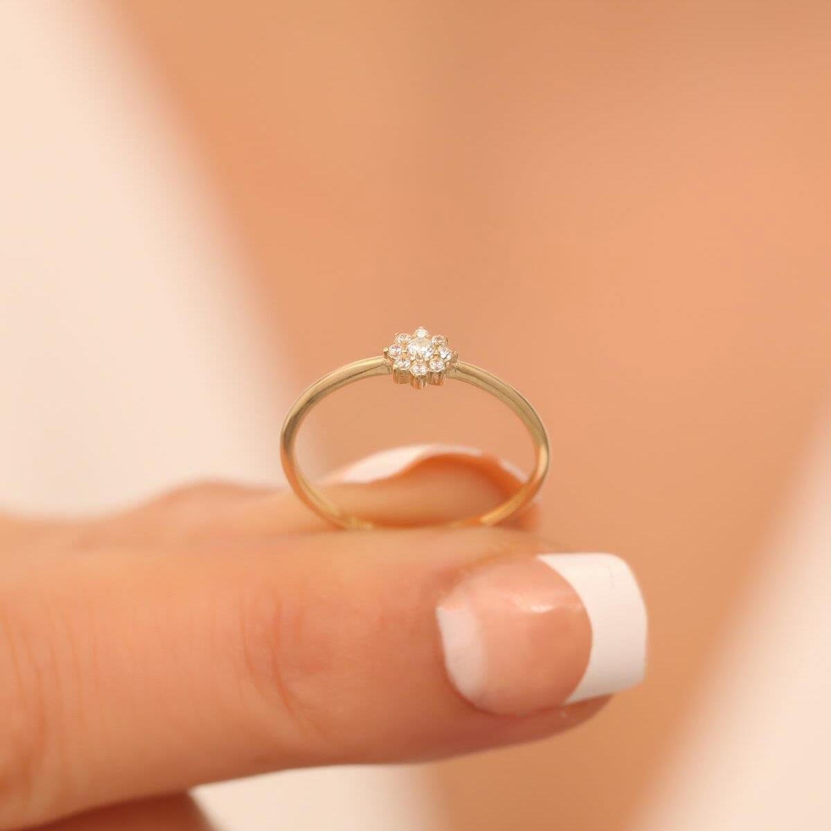 9K Gold Flower Korean Diamond Ring 2